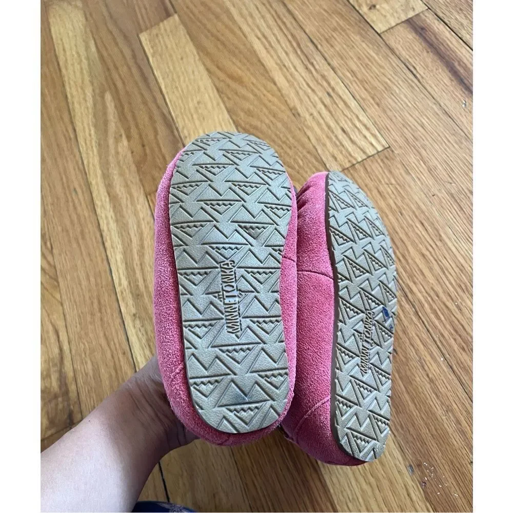 ‎Minnetonka slippers moccasin pink girls size 12